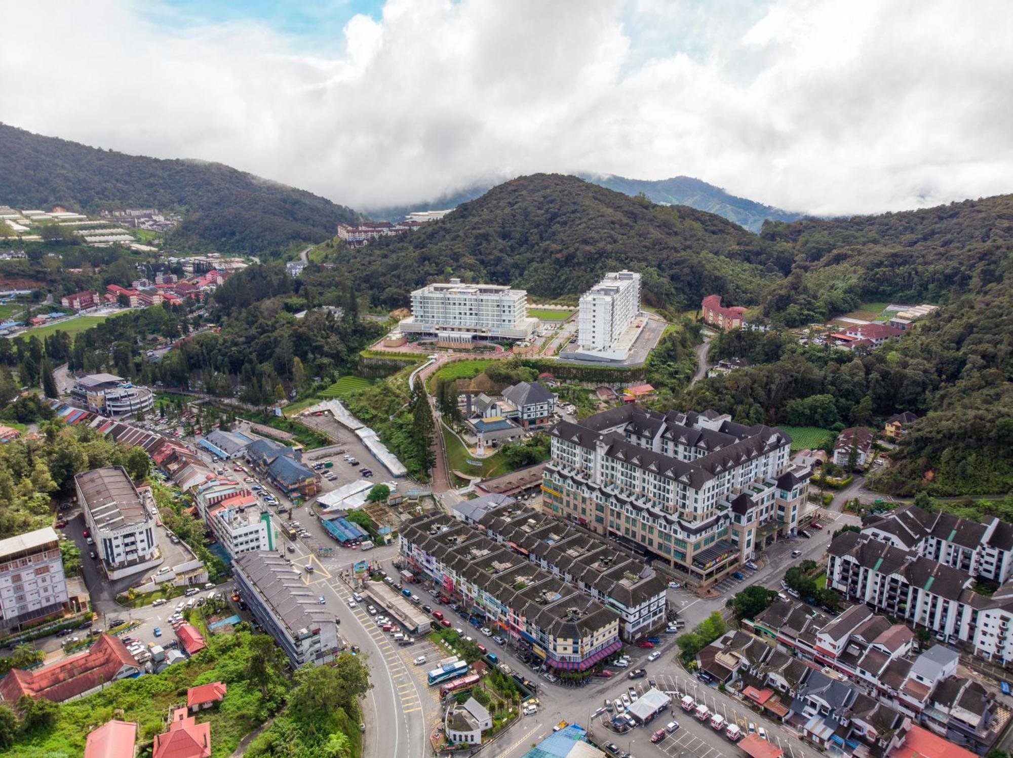 Zenith Suites Cameron Tanah Rata Buitenkant foto